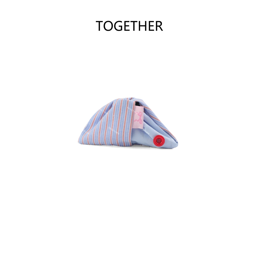 【TOGETHER】多巴胺系三角形布艺鲨鱼抓夹女发夹#GD02