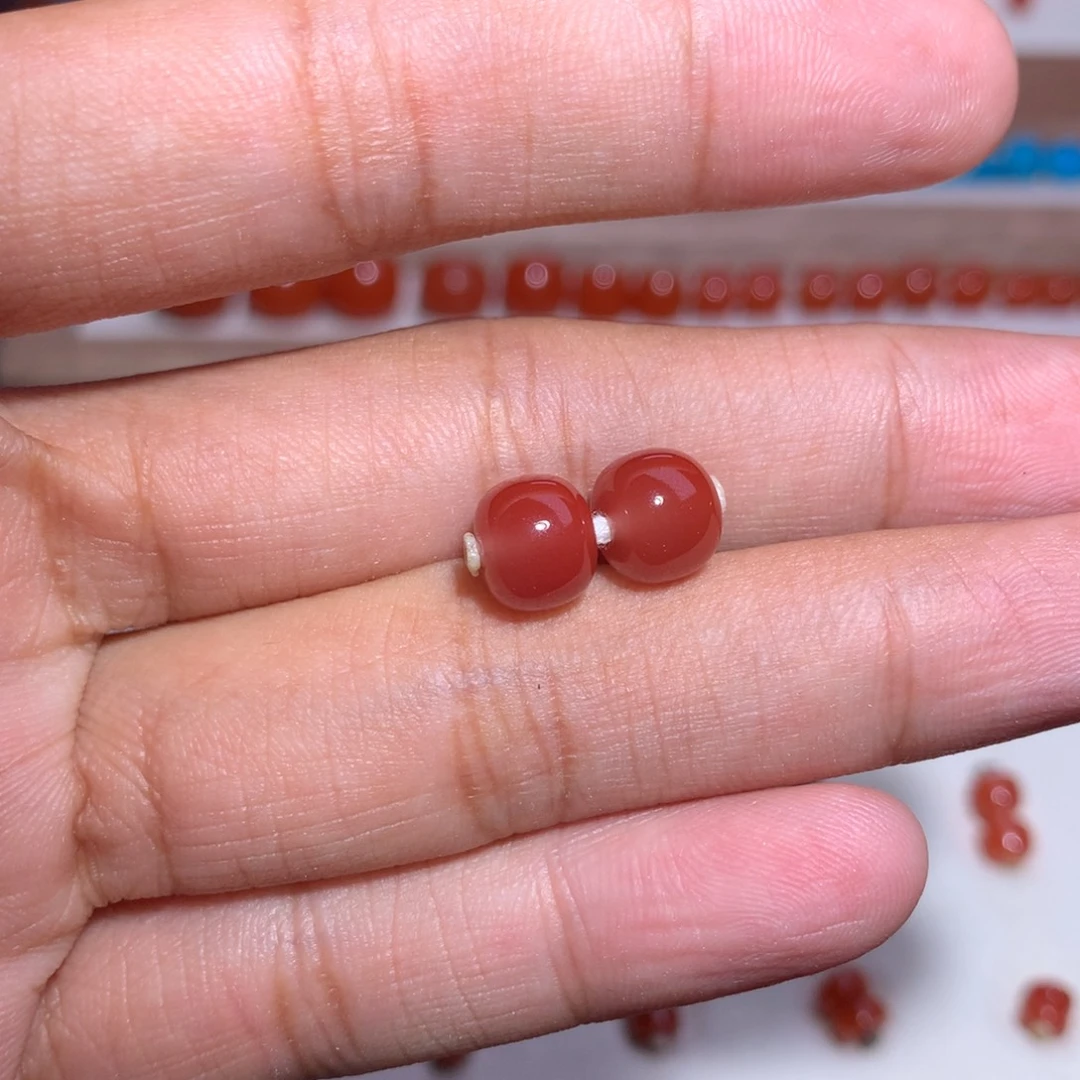 未镶嵌老型对珠8×7南红玛瑙微沙带