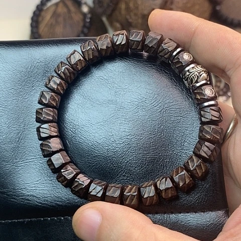 椰蒂手串97龙鳞吞金兽