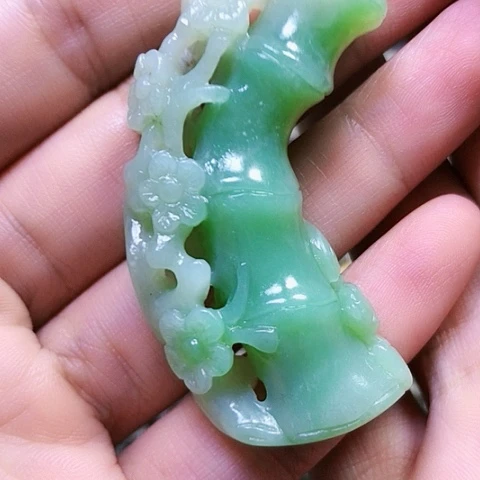 风***觉和田玉未镶嵌挂件