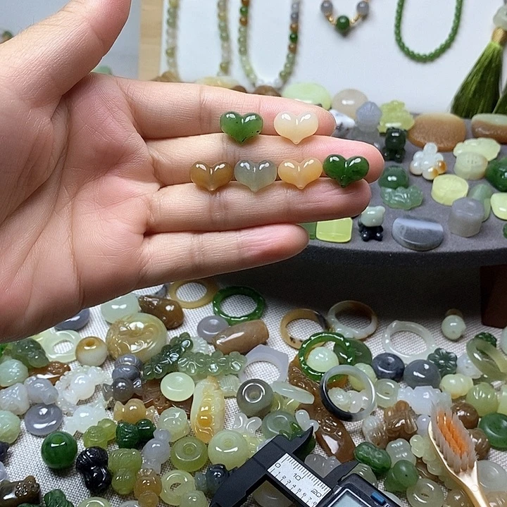 未镶嵌和田玉挂件98一个多样性发其一