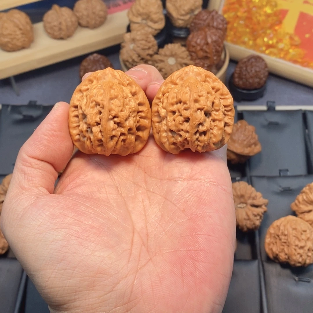 把件文玩核桃走色漂亮系列40尺挂月峰佛肚F401