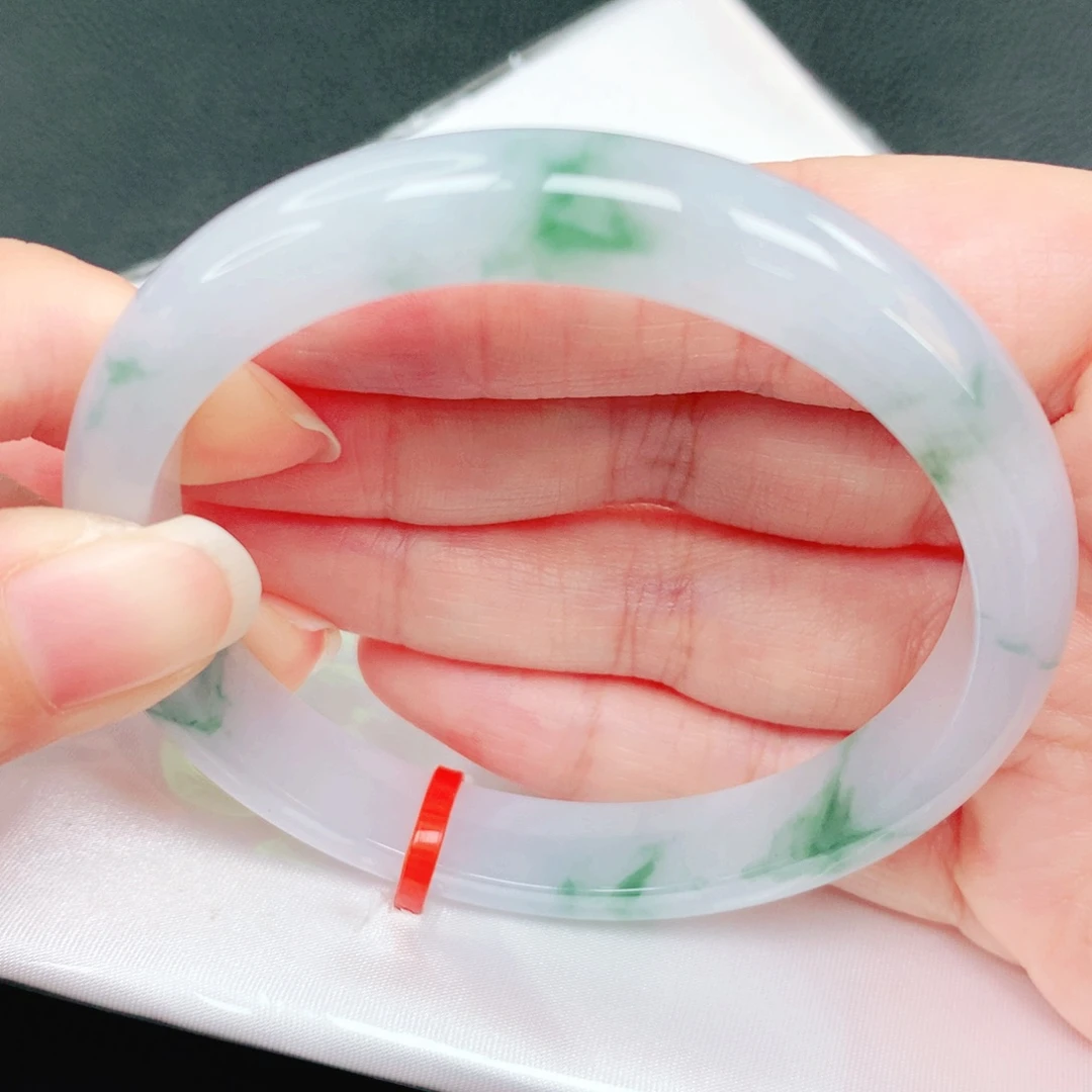 翡翠未镶嵌手镯57圈