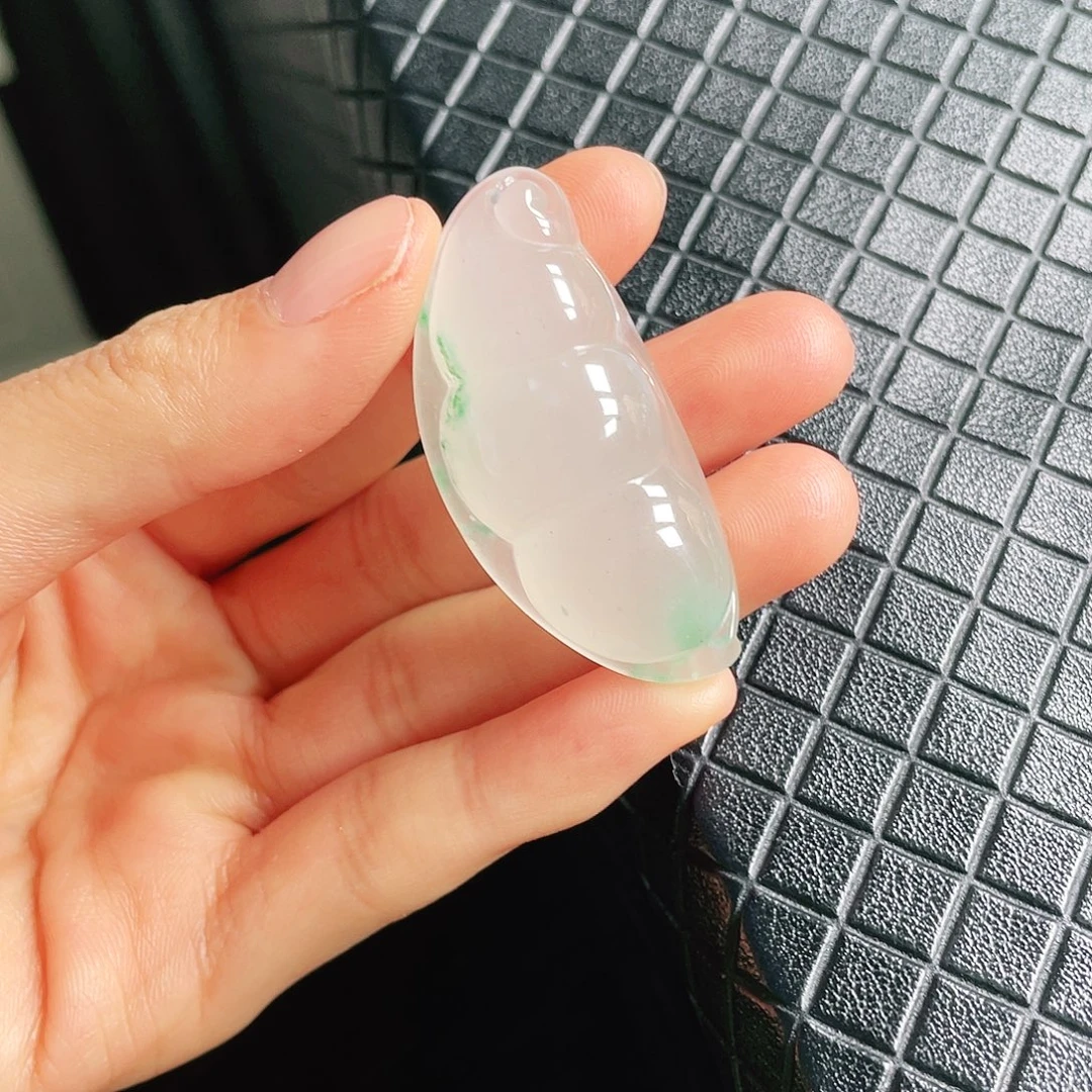 *****石英质玉未镶嵌挂件