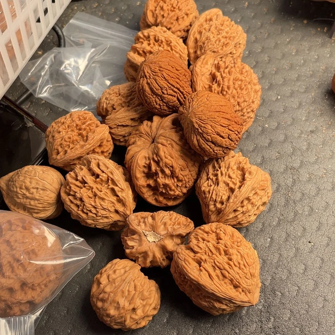 奔***牛文玩核桃吊坠核桃