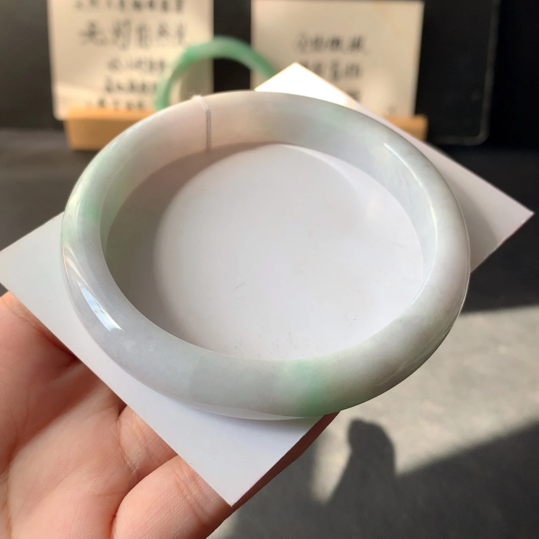 翡翠未镶嵌手镯50号64.8-11.7-6.3