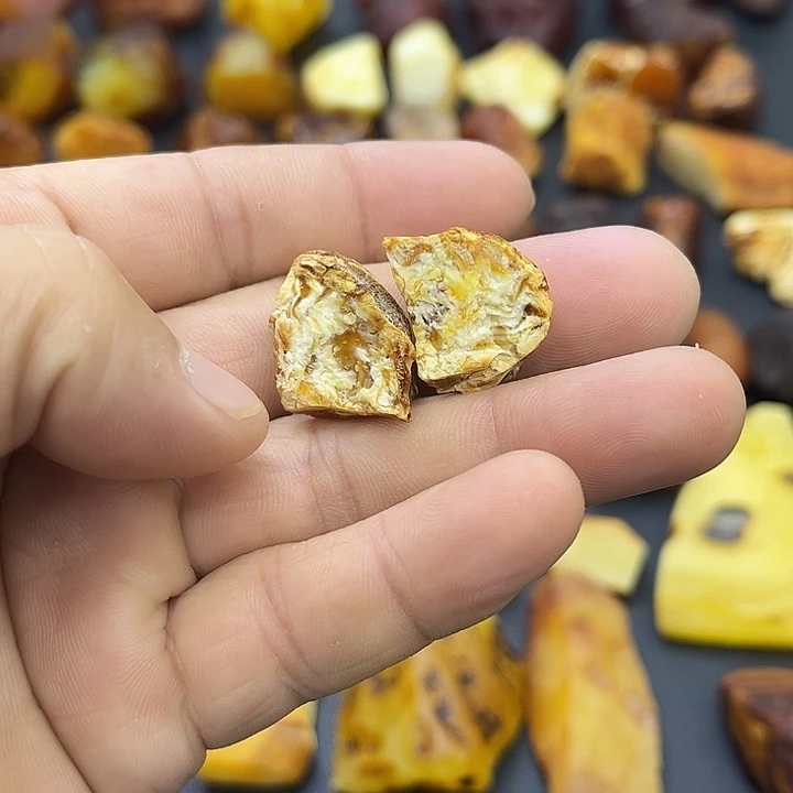 未镶嵌定制蜜蜡e***n蜜蜡定制