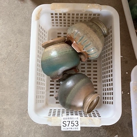 紫砂花盆753微瑕品口径4.5左右