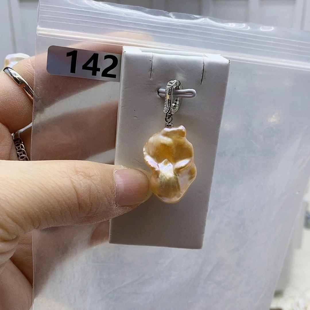 颈饰合金淡水珍珠