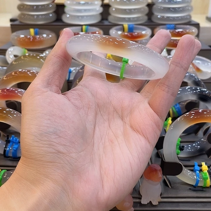 玛瑙/玉髓未镶嵌手镯28