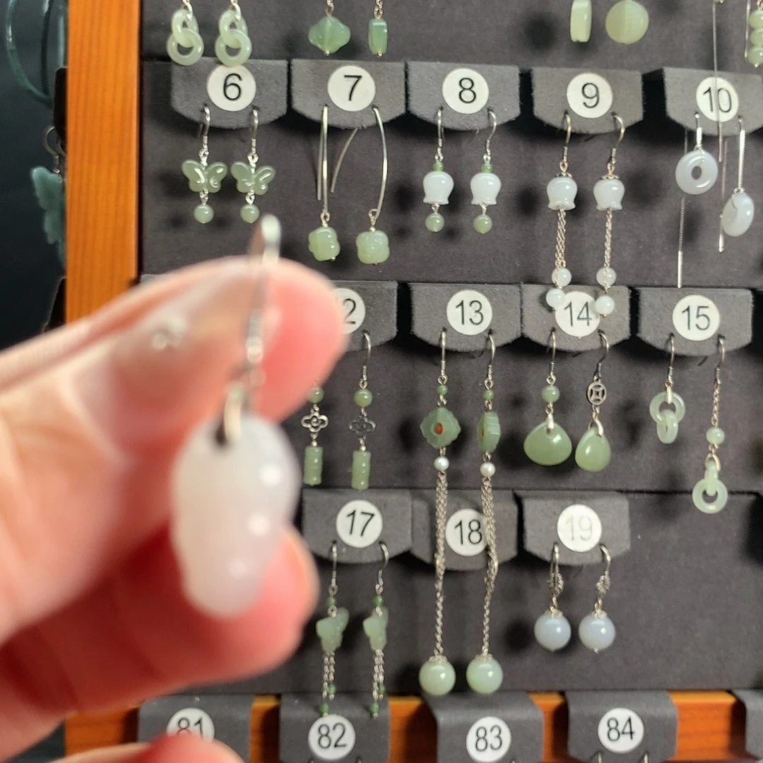 悥***柚和田玉银S925镶嵌耳饰20