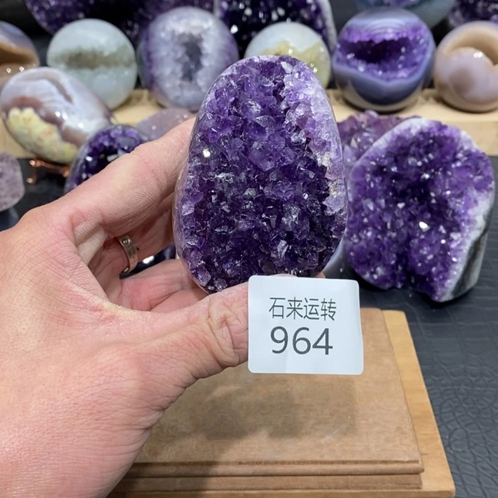 紫晶大型摆件（非配饰）未镶嵌