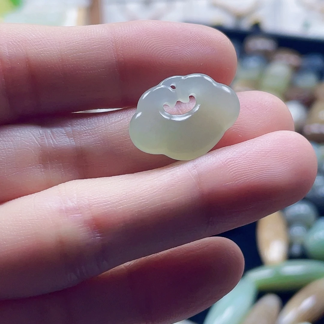 周***和田玉未镶嵌吊坠(不含链)