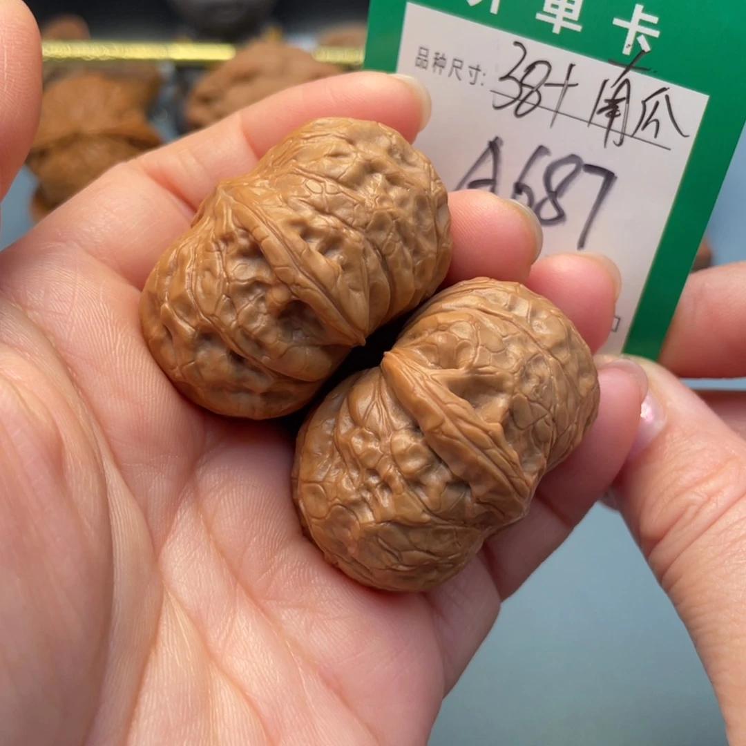 吊坠桃核文玩核桃