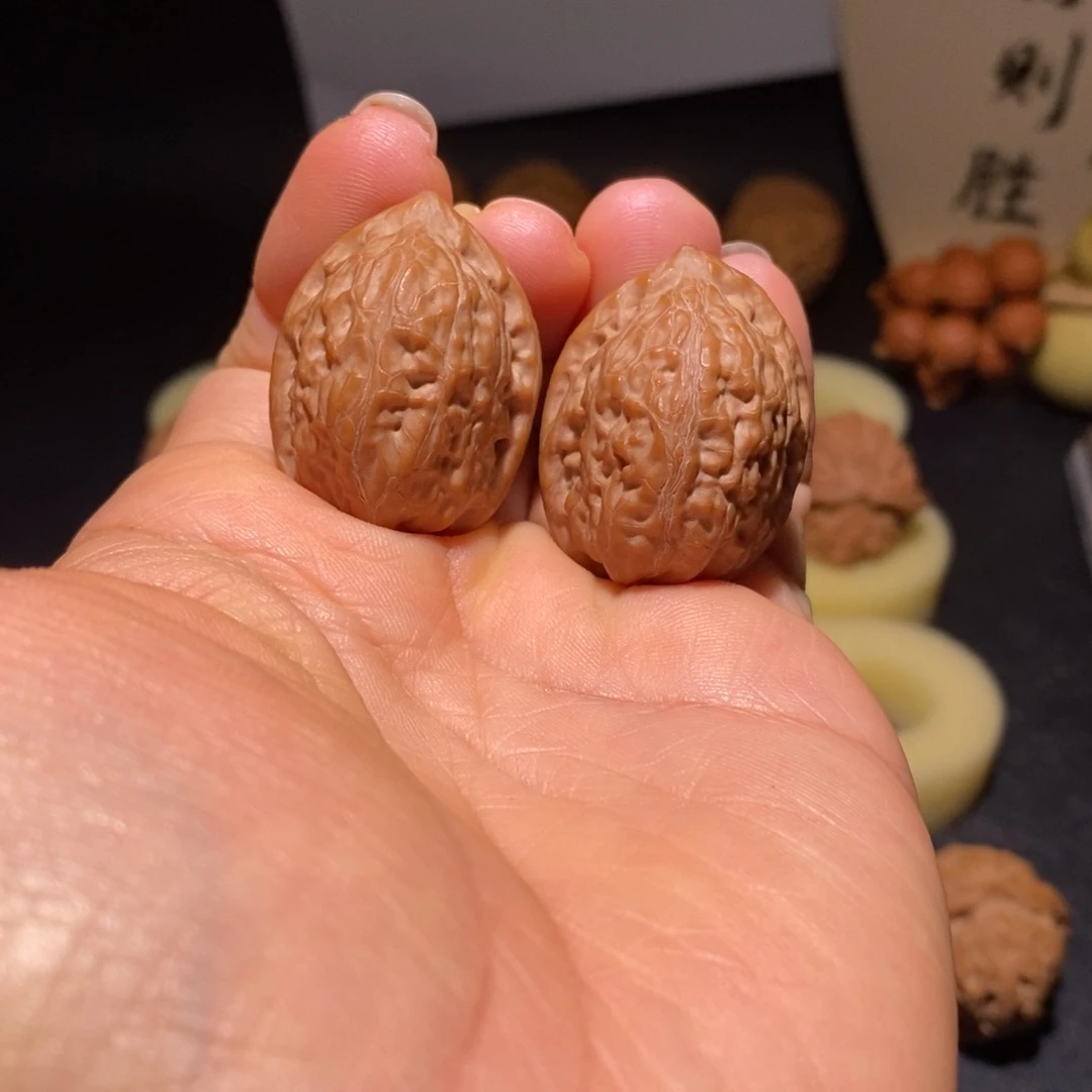 文玩核桃吊坠平谷舍利