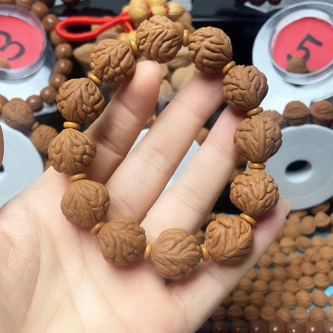 小****手串桃核豹子头手串17尺寸12颗