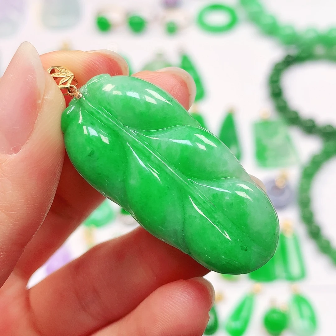 吊坠(不含链)18K金镶嵌翡翠