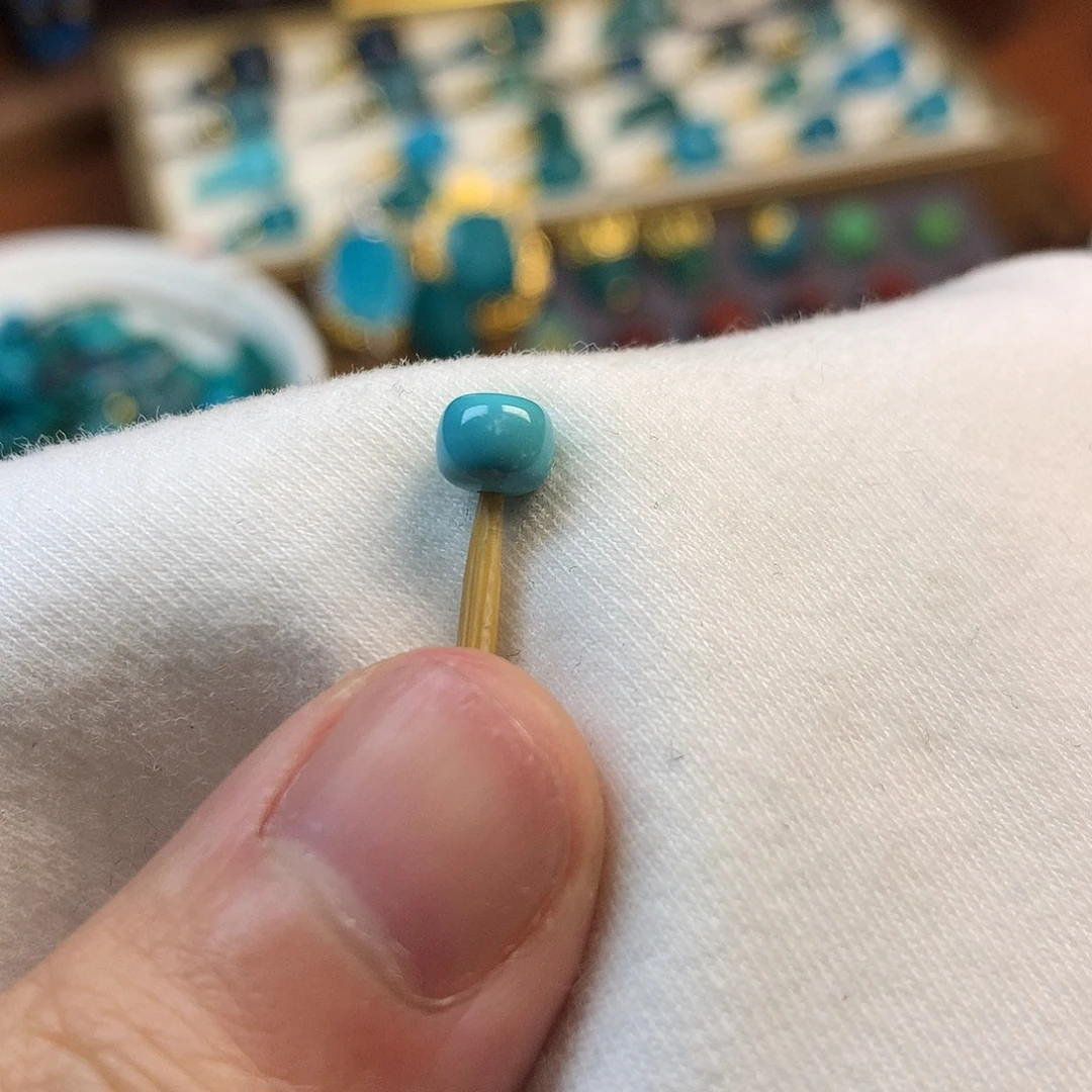 绿松石未镶嵌珠宝奇石5.8mm（新年福利）