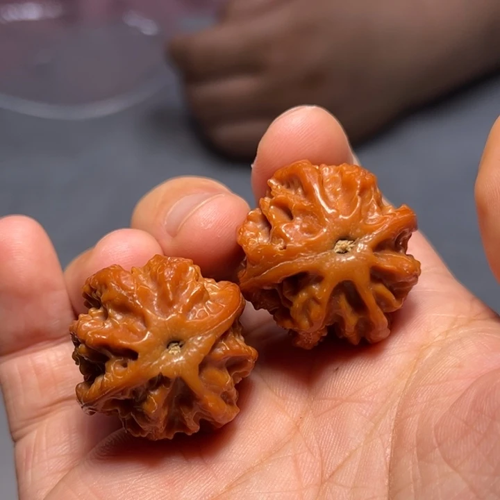 文玩核桃把件花王2844