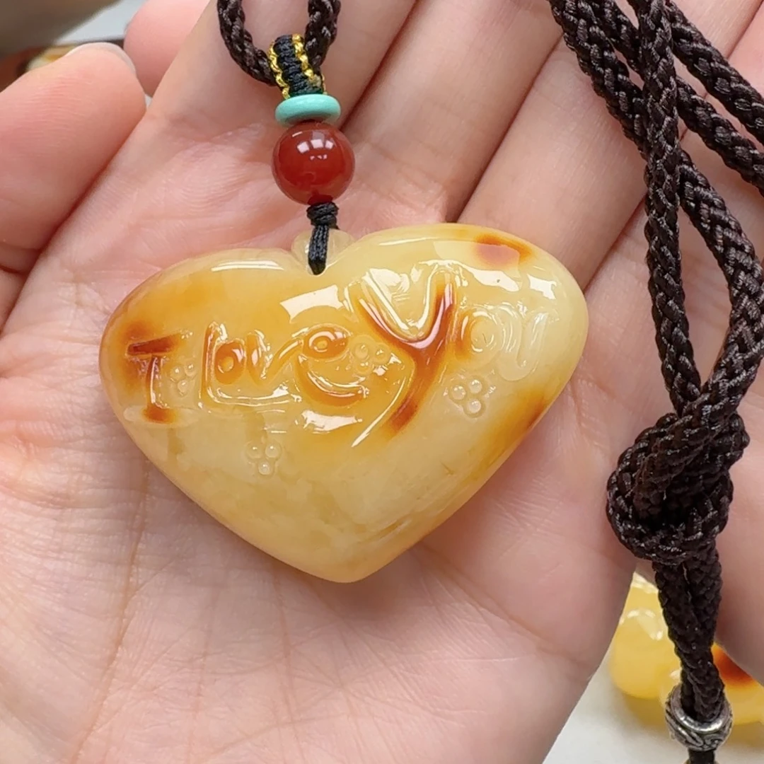 琥珀未镶嵌珠宝奇石吊坠