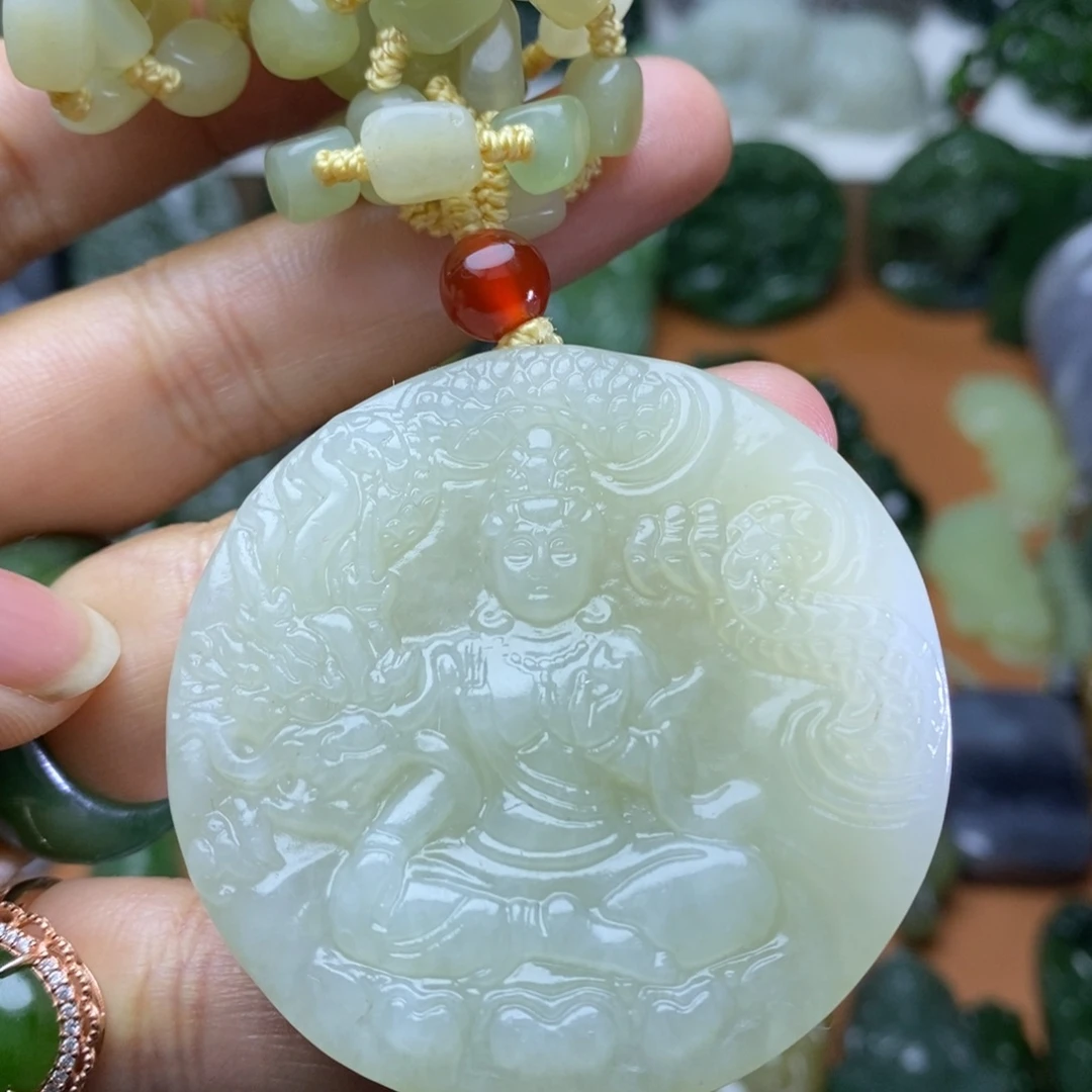 和田玉未镶嵌颈饰