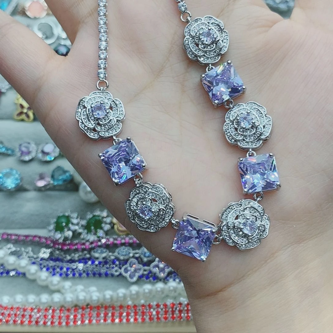 【闪购商品】银S925镶嵌耳饰托帕石