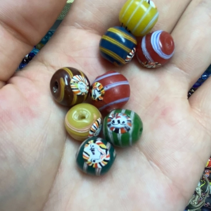 琉璃颈饰西亚人脸圆珠 2元一颗