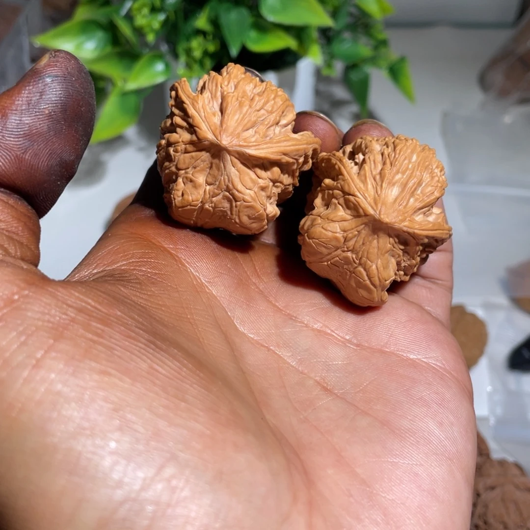 文玩核桃吊坠甲骨文异形