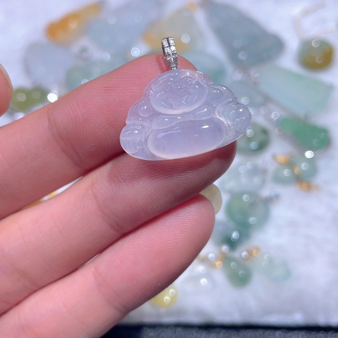 翡翠18K金镶嵌颈饰翡翠