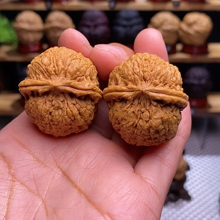 文玩核桃把件提***手鬼脸100