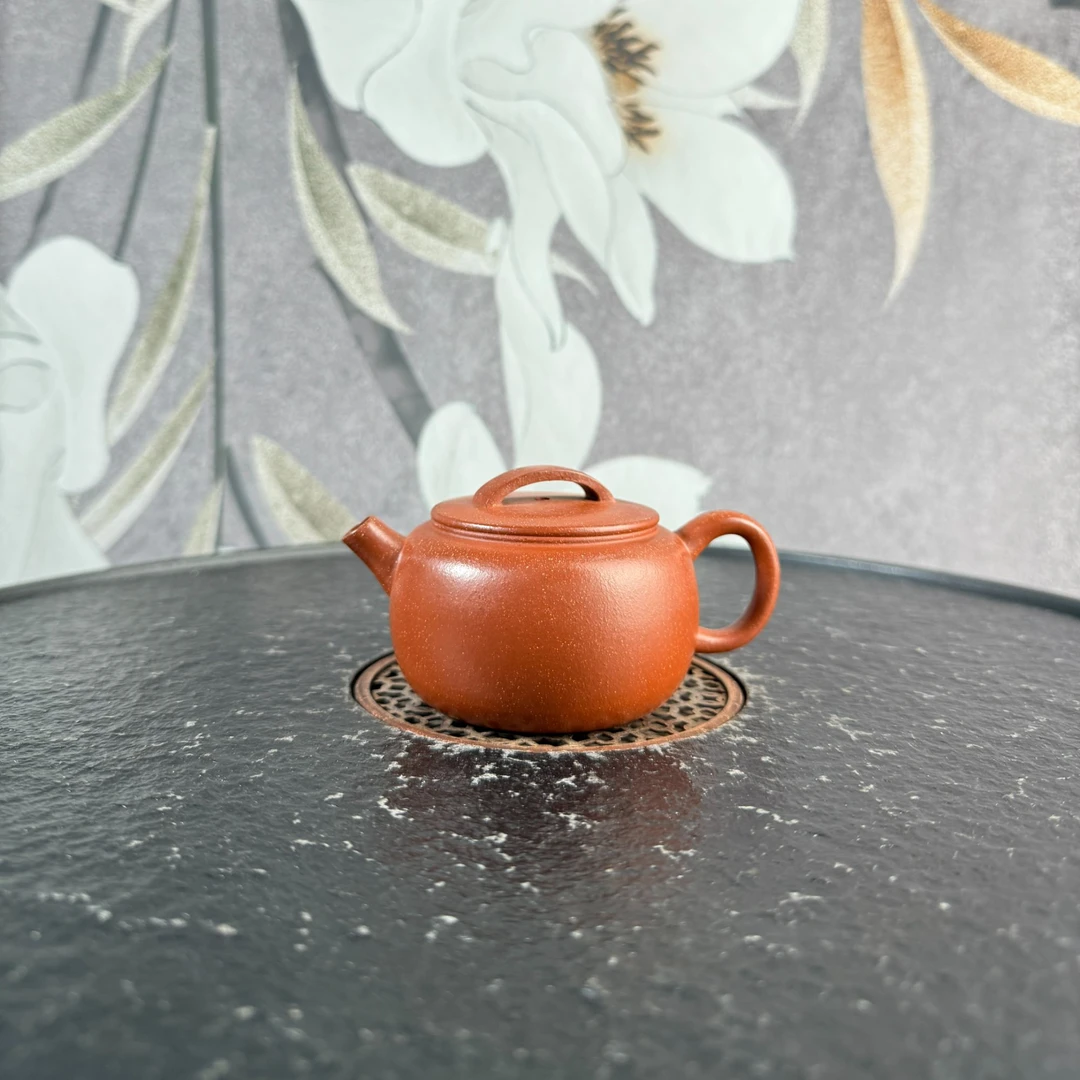 828号 黑 汉瓦壶 140cc