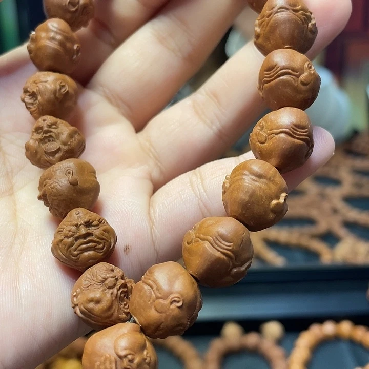 手串/手链橄榄核龙纹^