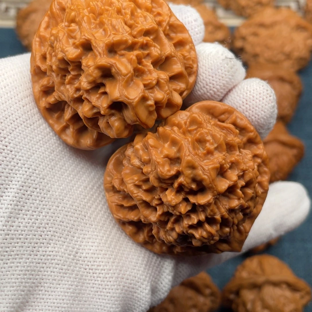 文玩核桃把件45原桩官帽