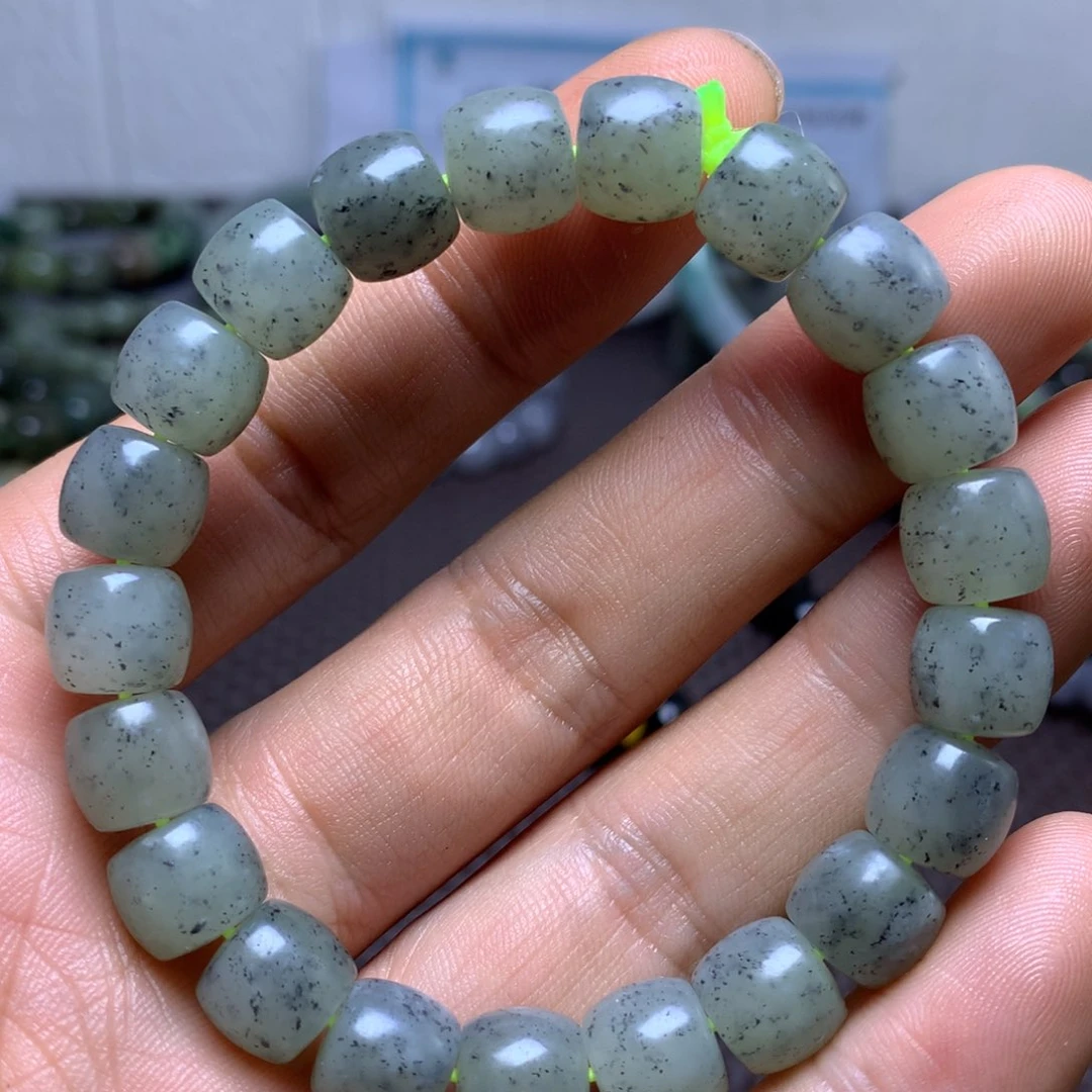 未镶嵌手串和田玉10