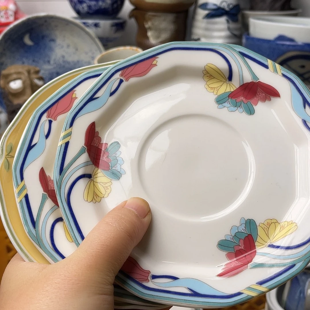 瓷片佛**萨哈哈哈我真的要把她打在脑门啊救命