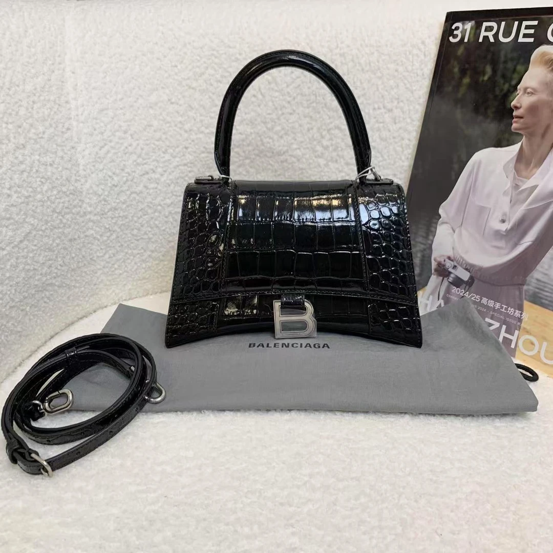 全新未使用 Balenciaga/巴黎世家 壹臻/南男 压纹沙漏包/37659293