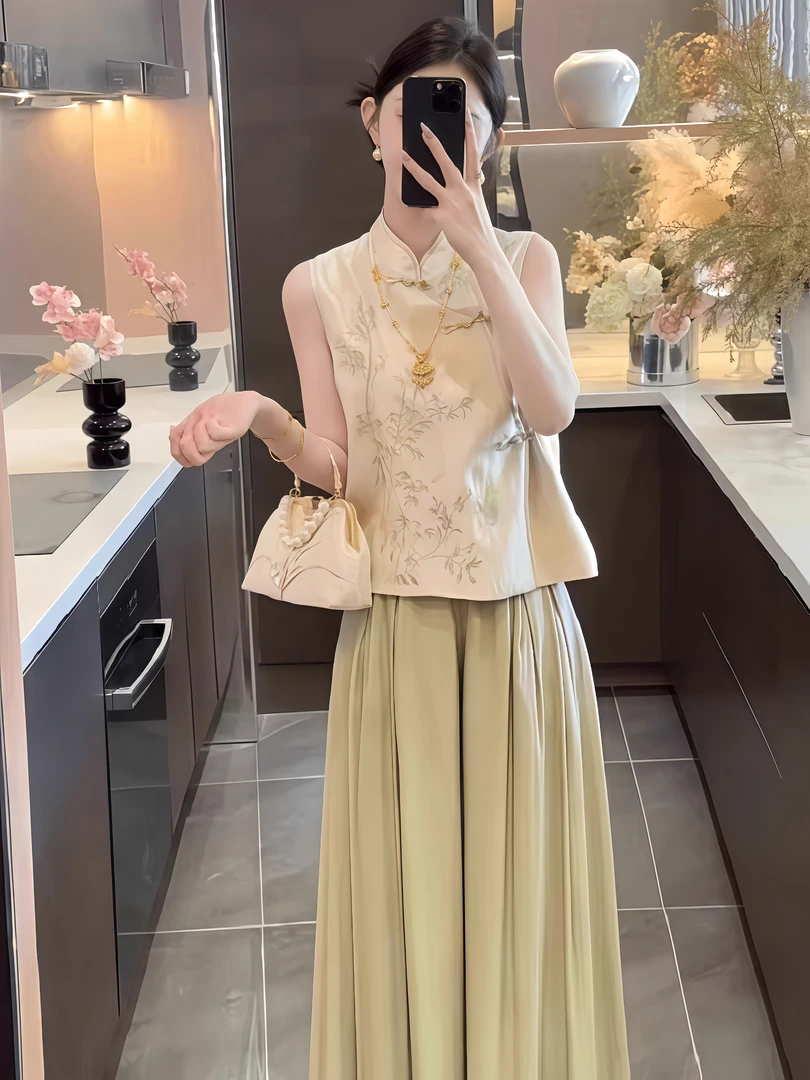 新中式国风无袖套装复古立领汉服女夏季古风刺绣盘扣阔腿裤两件套