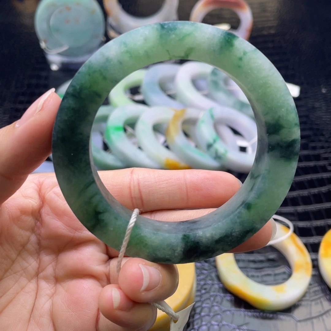 未镶嵌翡翠定制翡翠