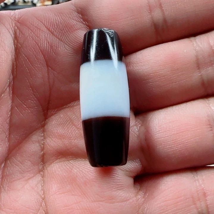 我***球玛瑙/玉髓未镶嵌颈饰