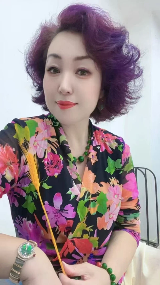 【小英子专属】2025秋季新款打底衫莫奈花园优雅印花小衫