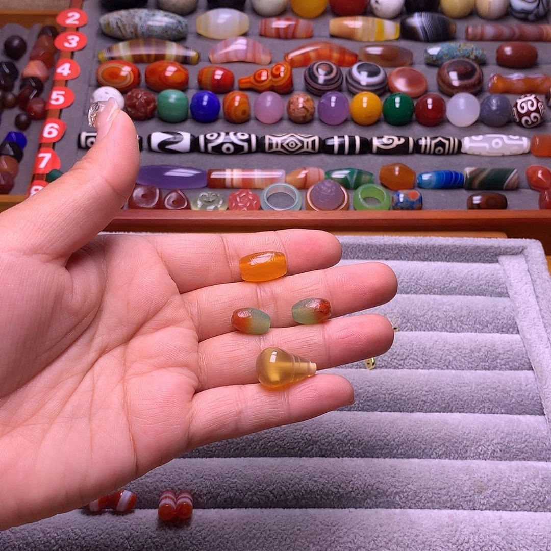 龙***海玛瑙/玉髓未镶嵌颈饰