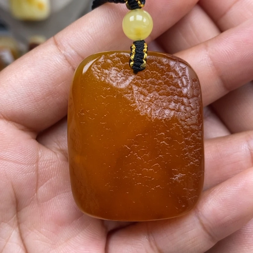 【闪购商品】琥珀颈饰未镶嵌