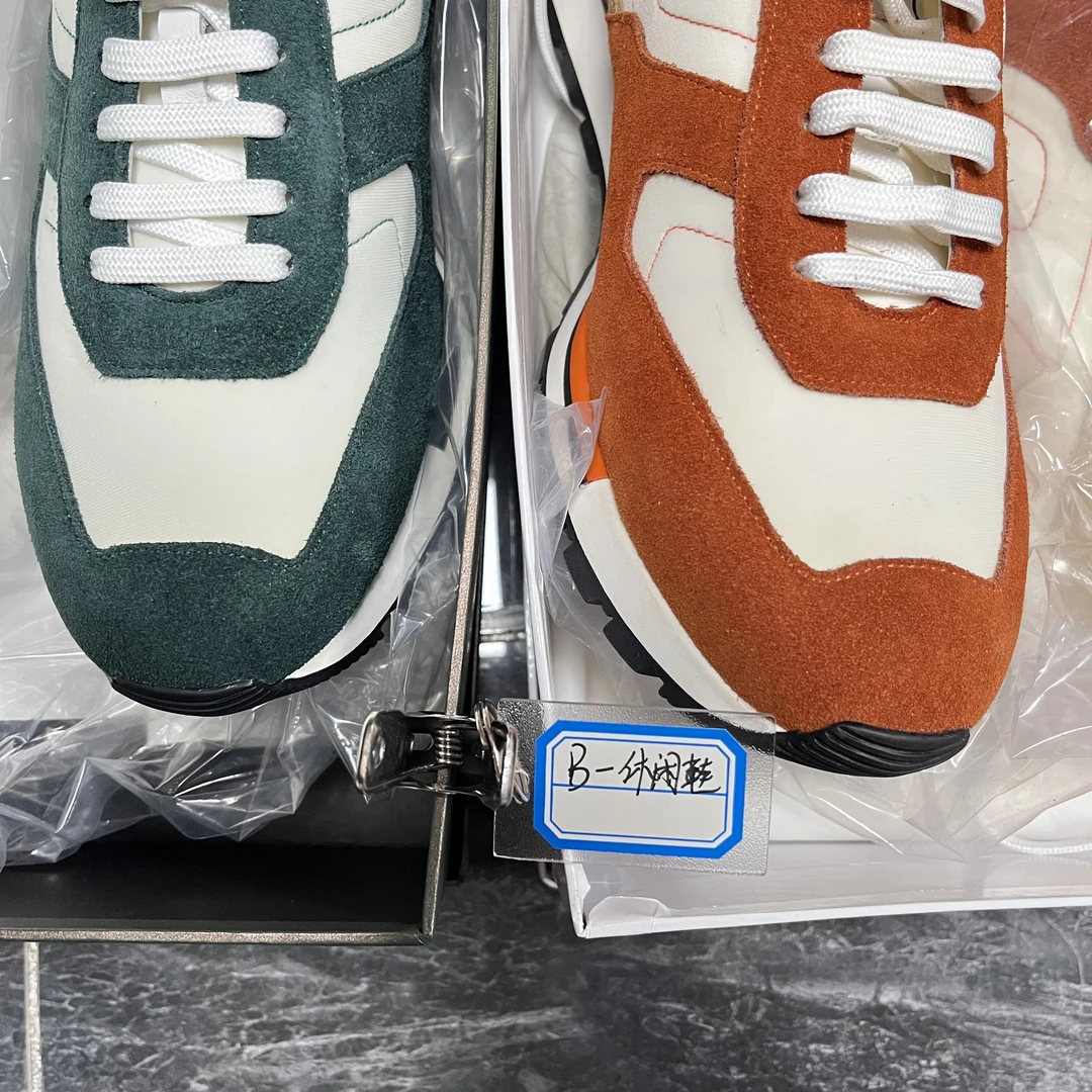 B-休闲鞋时尚百搭休闲经典款