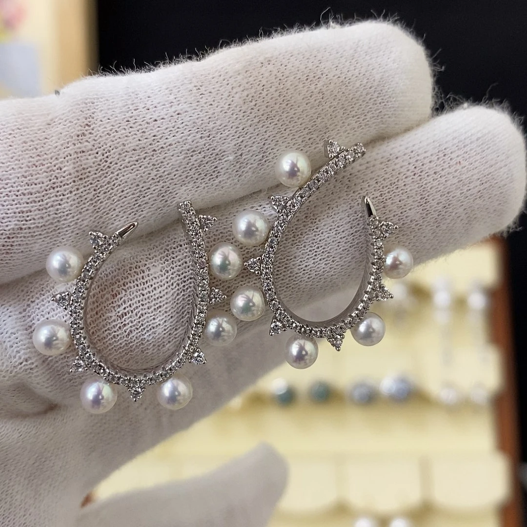 银S925镶嵌耳饰淡水珍珠