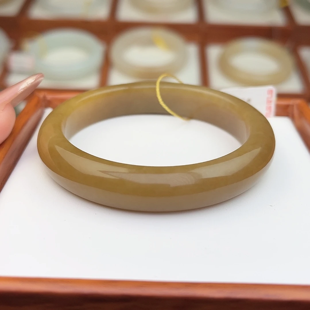 和田玉未镶嵌手镯53.3