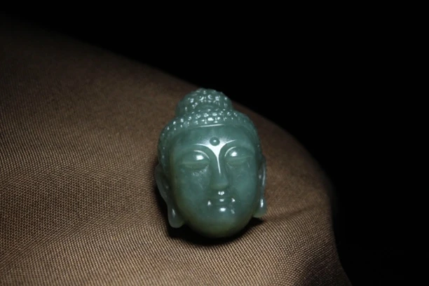 【观音头】天然新疆青山料，通天眼，挂件配珠背云20×27×17.5mm12.6g