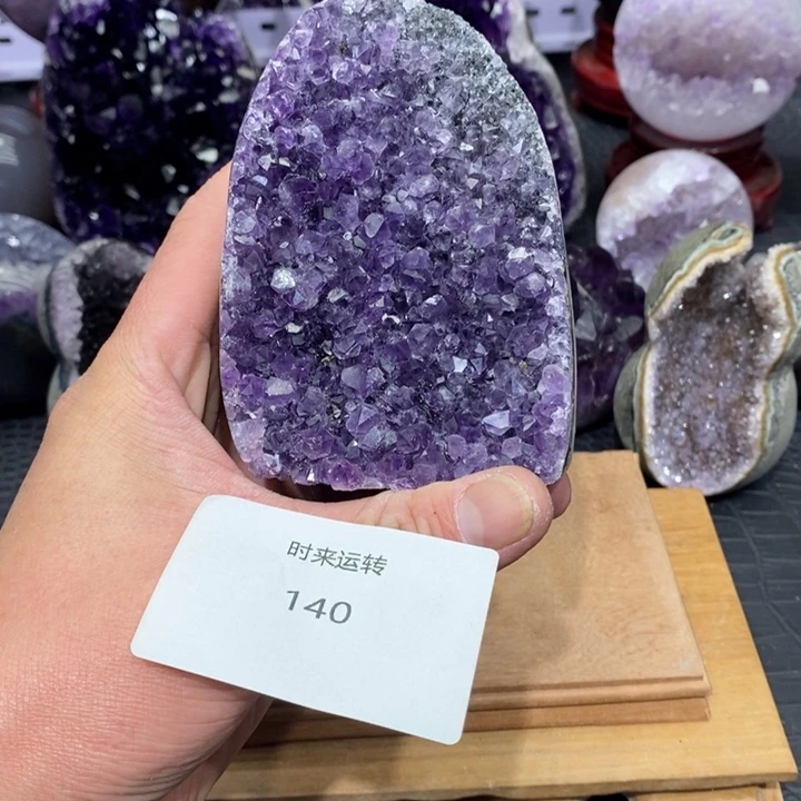 未镶嵌大型摆件（非配饰）紫晶