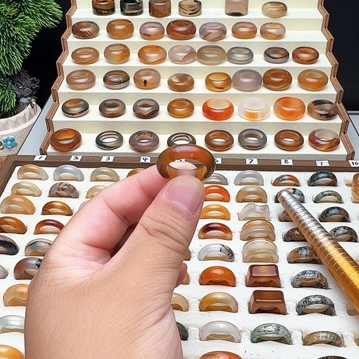 未镶嵌戒指玛瑙/玉髓32号不退不换