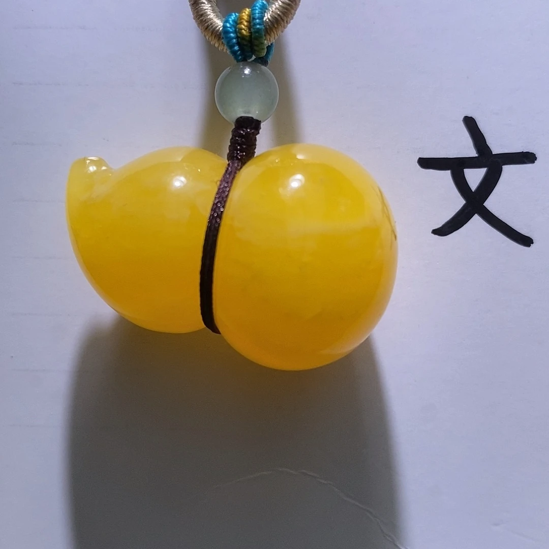 琥珀未镶嵌珠宝奇石86