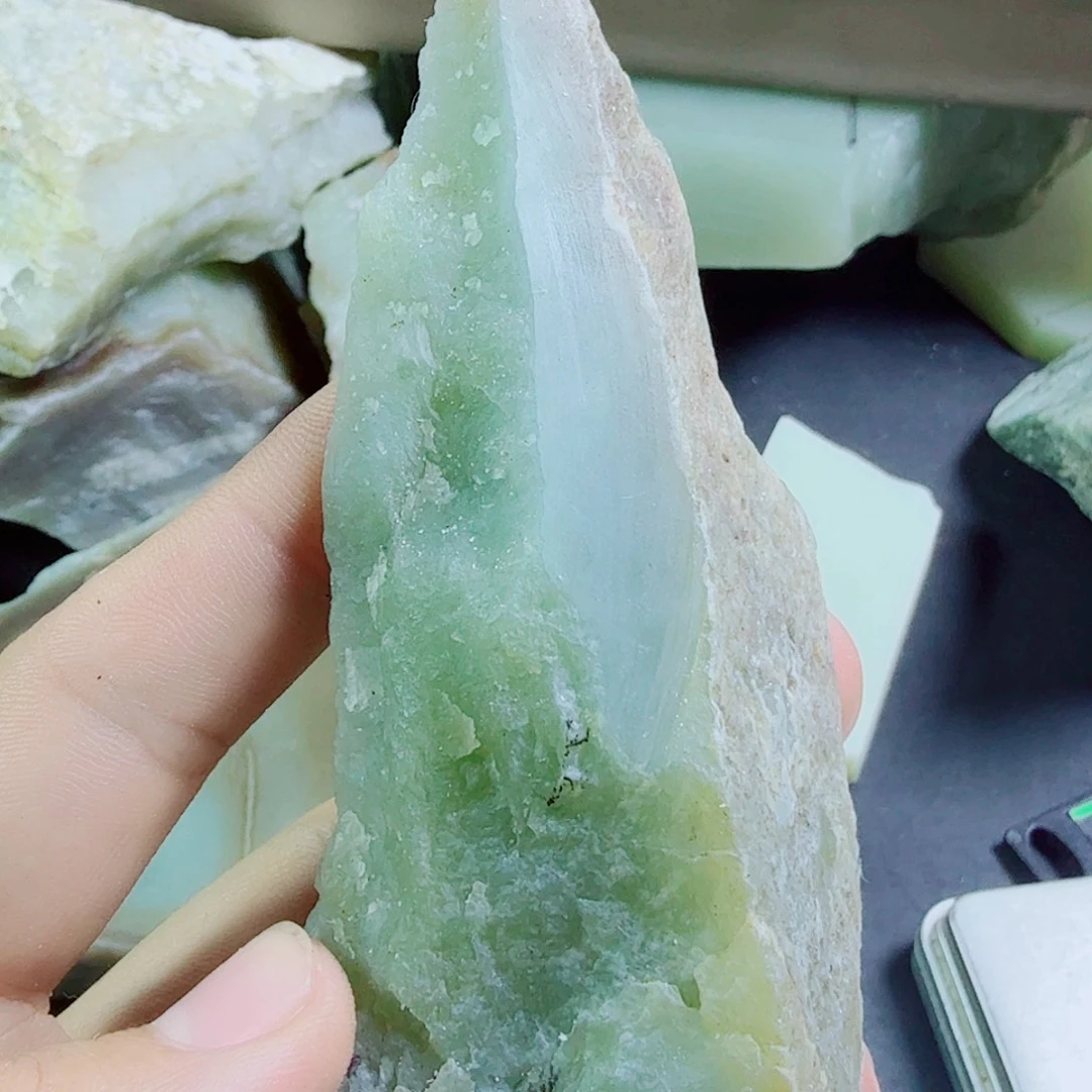 和田玉（糖玉）未镶嵌挂件
